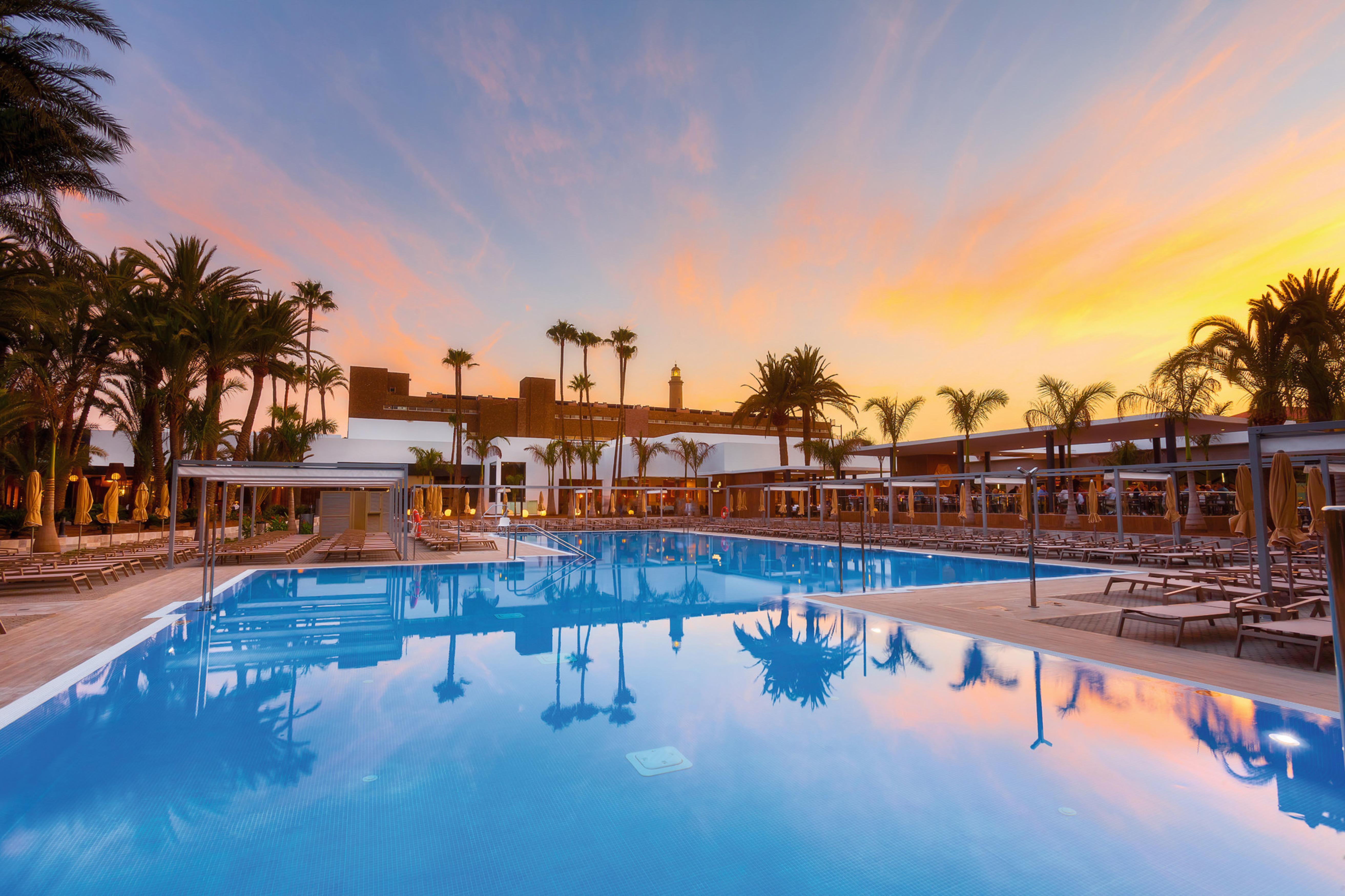 Riu Palace Oasis Maspalomas  Exterior photo